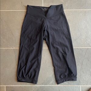 Patagonia Cropped Black Leggings XS
